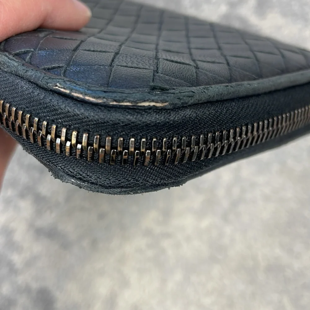 Bottega Veneta Intrecciato Piccolo Zip Around Wallet Black Woven Leather